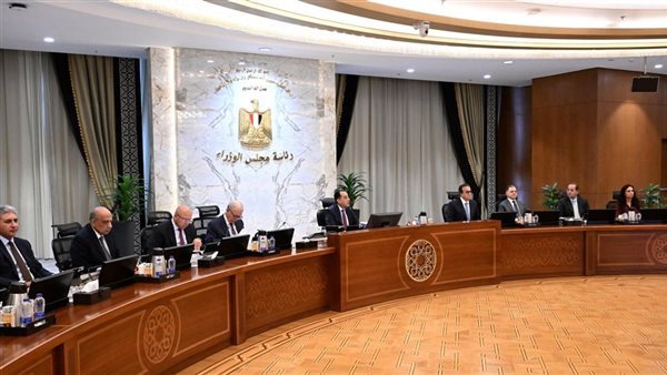 مدبولي يوجه الوزراء برفع المخزون الاستراتيجي.. تحرك حكومي لمواجهة تداعيات الحروب والأزمات
