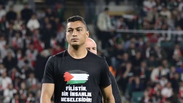 مصطفى محمد بقميص يحمل علم فلسطين، قونيا سبور يخصص مباراته أمام «الفدائي» لدعم غزة (صور)