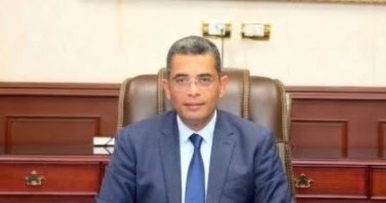 الطعن على قرار محافظ البحر الأحمر الخاص بالتعامل على قطع الأراضى بمدن المحافظة
