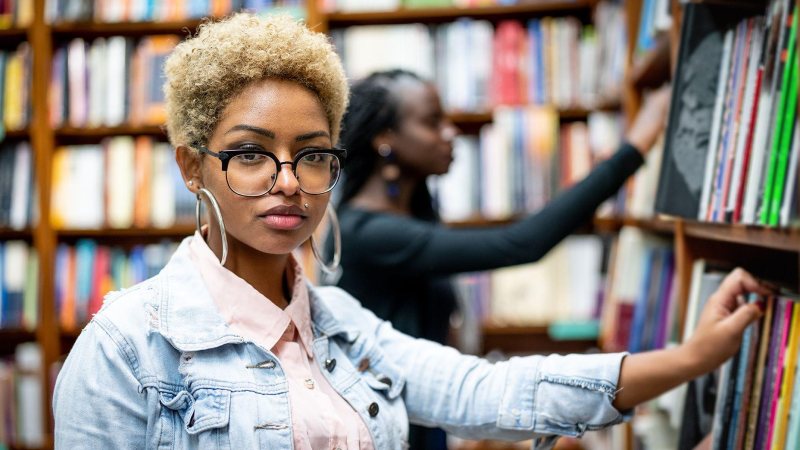 كيف تتخلص من العادات الخفية التي تجعل قلقك الاجتماعي أسوأ؟