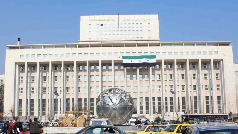 ‏من فائض 2025 إلى عجز 2026.. ماذا تغيّر في المالية السورية؟