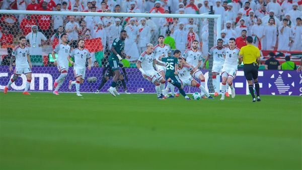 نهائي خليجي 27، السعودية تتقدم على الإمارات بثنائية في الشوط الأول