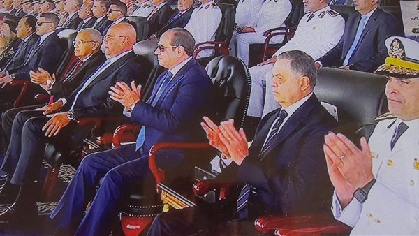 وزير الداخلية يقرر منح خريجي أكاديمية الشرطة درجات علمية وتعيينهم برتب مختلفة (صور)