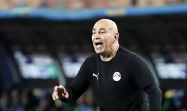 كاف عن حسام حسن: أسطورة مصرية قادت الفراعنة لإنجاز تاريخي فى كأس العالم