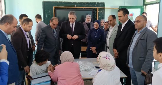 وكيل صحة كفر الشيخ يتفقد حملات التطعيم ضد مرضى الحصبة والحصبة الألمانية بالمدارس
