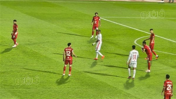تعادل سلبي بين الزمالك والأهلي بعد مرور 15 دقيقة في قمة الدوري