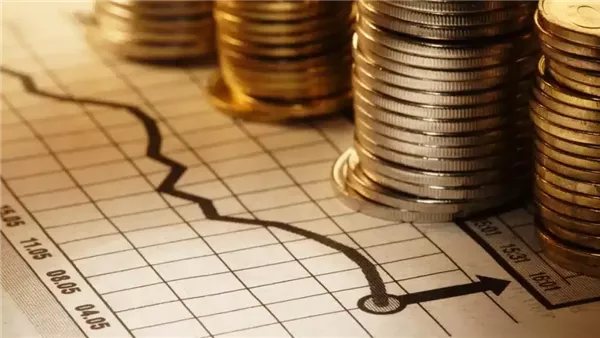 خبير: قوة الاحتياطي النقدي لا تكفي لجذب الاستثمارات والتحدي تحويل الاستقرار إلى إنتاج مستدام