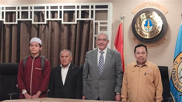 رئيس جامعة الأزهر لطلاب ماليزيا الجدد: اجتهدوا وكونوا خير سفراء لجامعاتكم وأوطانكم