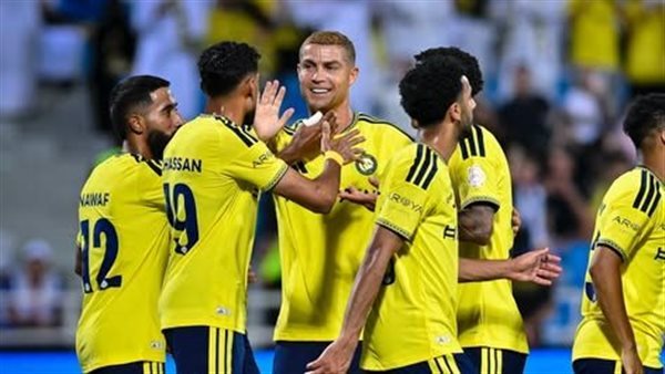 "تيفو" من جماهير النصر لدعم رونالدو بعد أزمته مع منتخب البرتغال (فيديو)