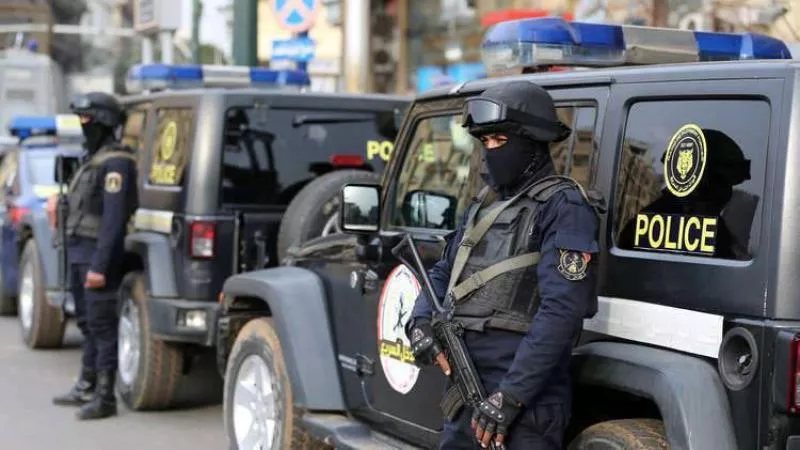 الأجهزة الأمنية بالفيوم تكثف جهودها للوصول إلى لص السبائك الذهبية