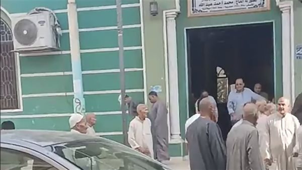 تشييع جثماني الزوجين ضحايا نجلهما في طنطا وسط حالة من الحزن والانهيار