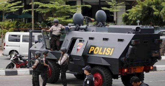 اعتقال 11 إندونيسيا مرتبطين بشبكات إرهابية.. تعرف على التفاصيل