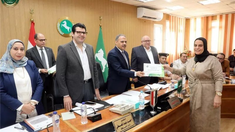 محافظ الشرقية يُكرم الفائزين في مسابقة التميز الإعلامي بالنسخة الثانية