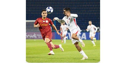 «الأبيض» يحصد فوزاً غالياً من أرض ناساف