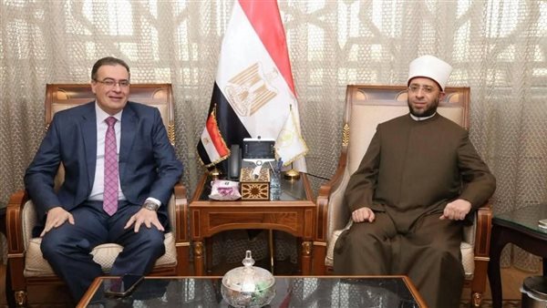 الأزهري ورئيس «التنظيم والإدارة» يبحثان رفع كفاءة الجهاز الإداري بوزارة الأوقاف