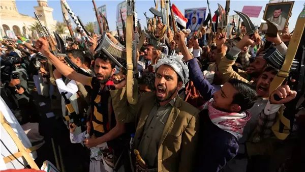 تقرير حقوقي يوثق 170 انتهاكًا حوثيًا خلال 48 ساعة في 9 محافظات