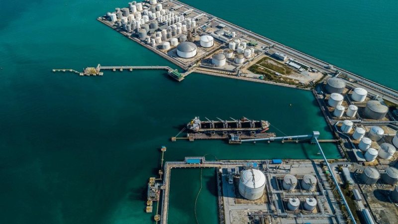 الإمارات تحدد سعر خام مربان لشهر نوفمبر 2026 بعلاوة ضخمة