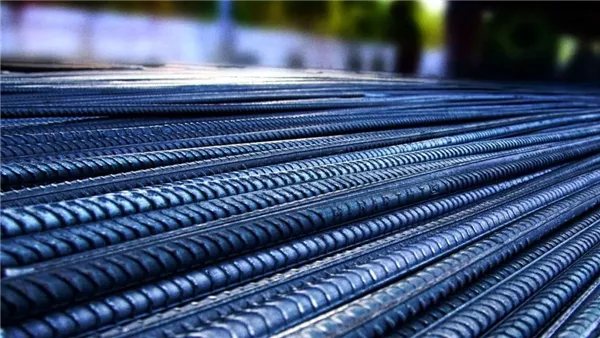 سعر طن الحديد في سوق مواد البناء اليوم الإثنين 12-10-2026