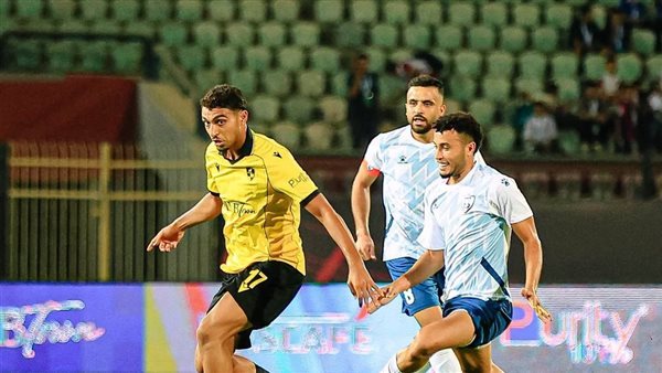 بـ10 لاعبين، وادي دجلة يتقدم على بتروجت 2-0 في الشوط الأول