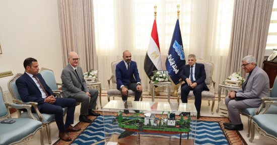 قناة السويس تبحث سُبل التعاون مع شركة DEME البلجيكية