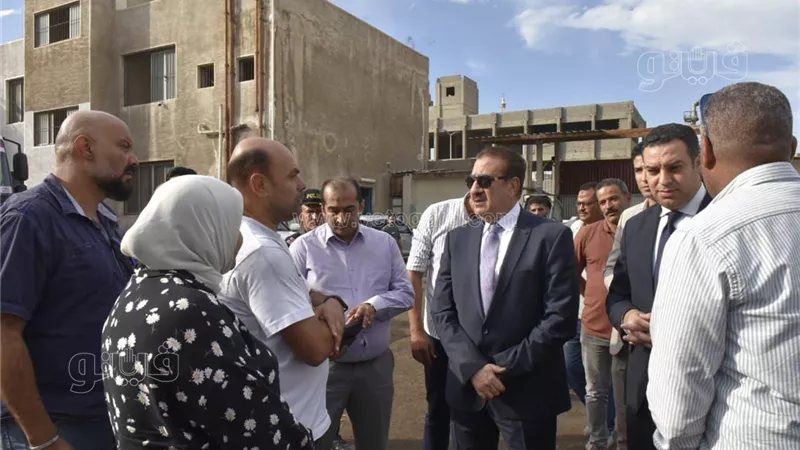 محافظ بورسعيد يتابع صيانة 34 سيارة ومعدة ورفع كفاءة 61 مركبة (صور)
