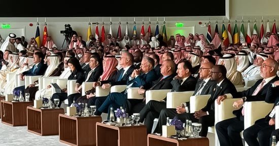 رسائل وزير البترول من الرياض حول تأمين إمدادات الطاقة وزيادة الإنتاج وجذب الاستثمار