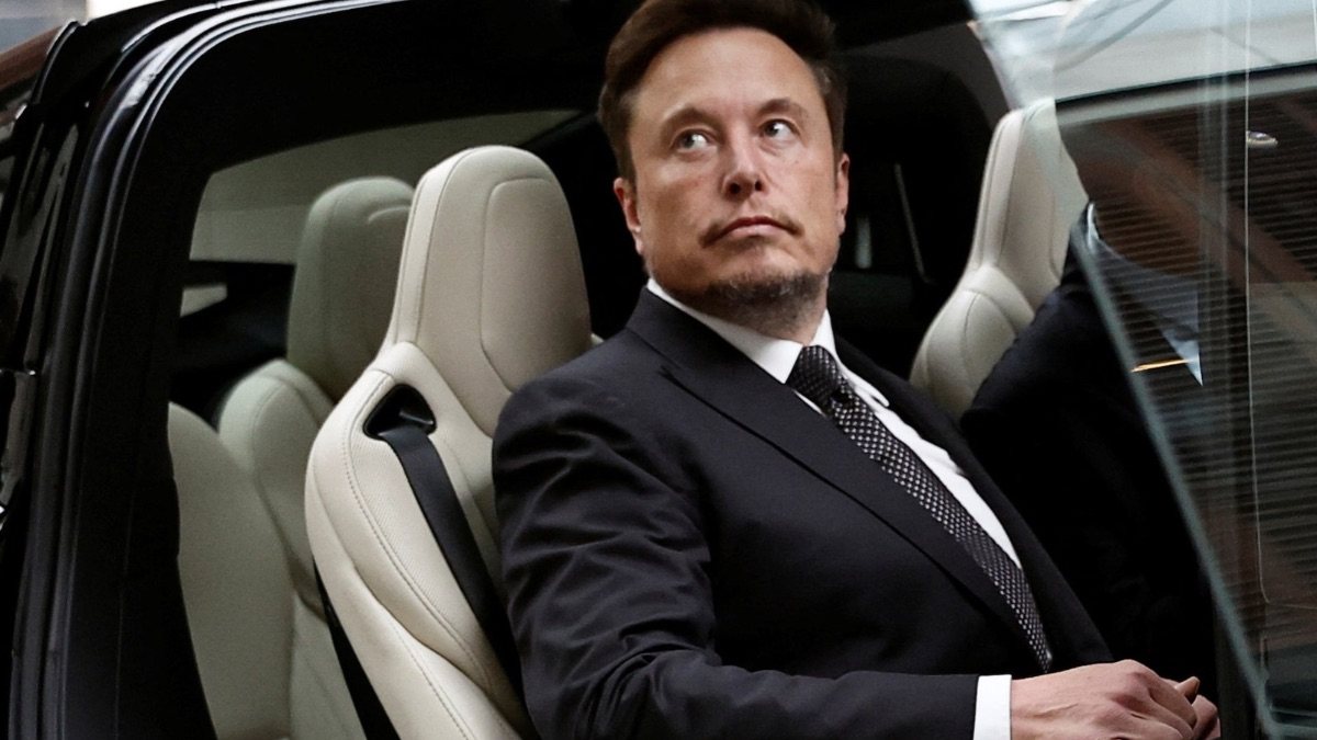 إيلون ماسك يعلن عزمه منح كل طفل أمريكي سهماً في SpaceX العام المقبل