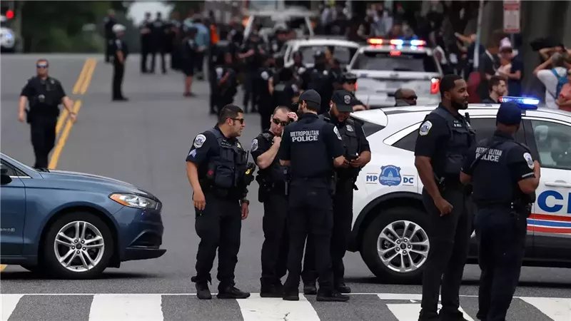ارتفاع عدد مصابي إطلاق النار في ولاية فلوريدا الأمريكية إلى 12 شخصا بينهم 6 أطفال (فيديو)