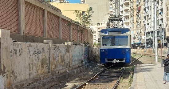 القومية للأنفاق: تعامل فوري مع انزلاق كتل خرسانية بموقع مشروع ترام الرمل