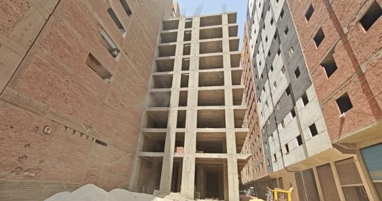 قانون البناء يلزم بتأمين المبانى فى حالات محددة.. تعرف على الشروط والتعويضات