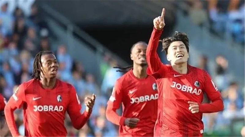 فرايبورج يقلب الطاولة على فولفسبورج ويفوز 3-2 في كأس ألمانيا