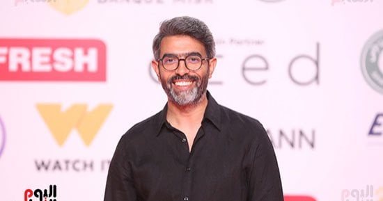 من صف تانى لـ نقطة بيضا.. عمرو عابد يراهن على سينما الإنسان