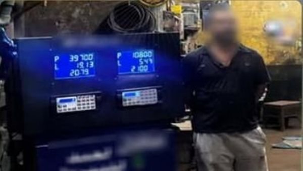 بئر بترول أسفل محل بالبلينا، سقوط تاجر جمع 7 آلاف لتر وقود لبيعها بالسوق السوداء في سوهاج