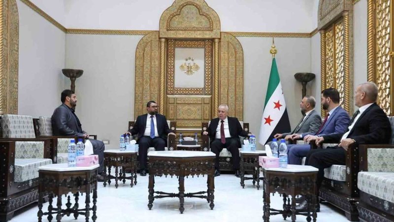 قريباً مشاريع قوانين إلى المجلس.. لقاء مهم بين وزير العدل ورئيس مجلس الشعب