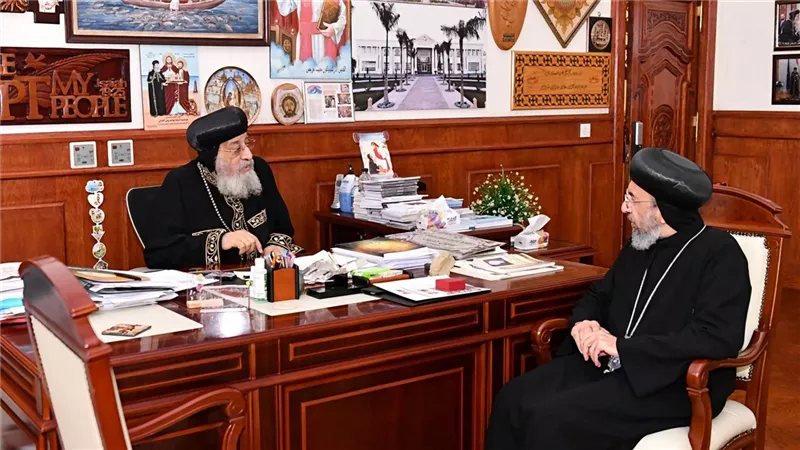 البابا تواضروس يتلقى تقريرا عن الخدمة في إيبارشية لندن