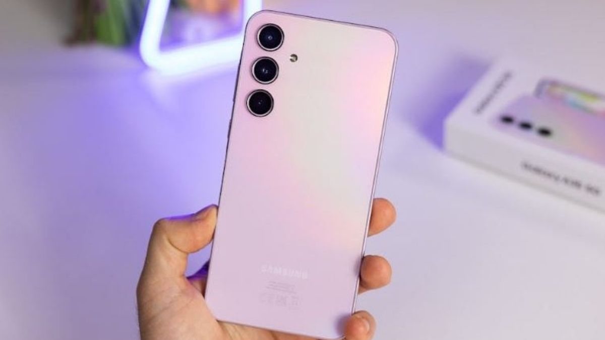 هاتف Galaxy A36 يتلقى تحديث One UI 9.0 المستقر رسمياً