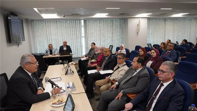 جامعة عين شمس تطلق تطبيقا للهواتف المحمولة مخصص لطلاب المدن الجامعية