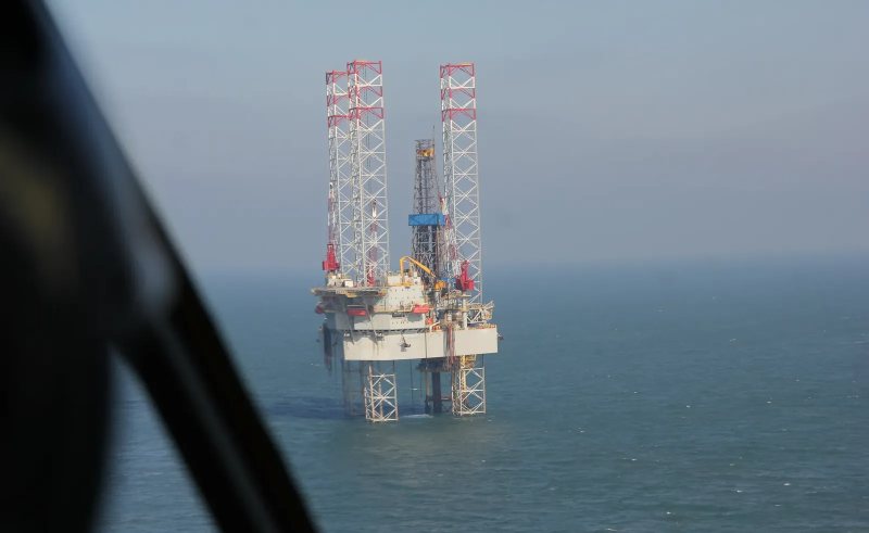 أديس السعودية توقع صفقة لنشر منصة حفر في إندونيسيا