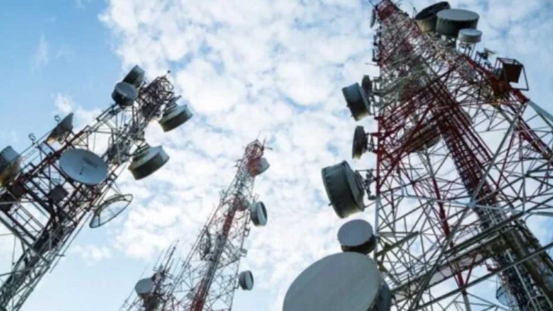 تأهيل البنية التحتية الاتصالات.. تحدٍ يتجاوز الكابلات والأبراج إلى إعادة بناء الشبكة