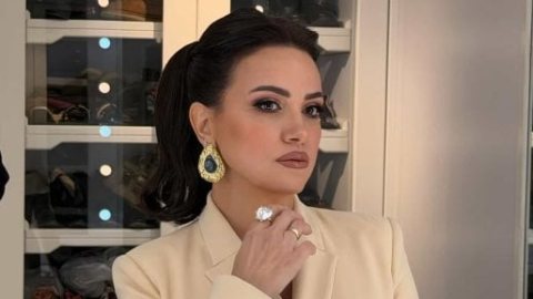 ريهام عبد الغفور تشارك في تشييع جثمان والد أبناء شقيقتها
