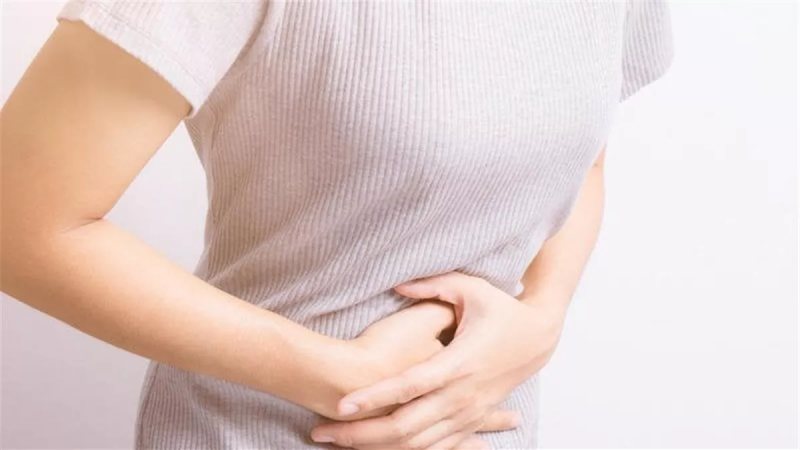 أطعمة تساعد على تنظيم حركة الأمعاء والتخلص من الإمساك بطريقة طبيعية