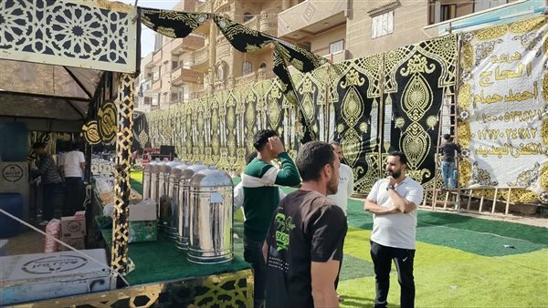 سرادق عزاء في الدقهلية انتظارًا لجثمان محمد شخبة ضحية حادث السودان.. وأسرته: عايزين حقه