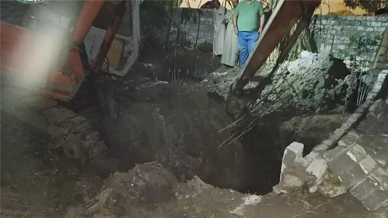 حملات لإزالة 3 تعديات بالبناء في المهد بفاقوس بالشرقية