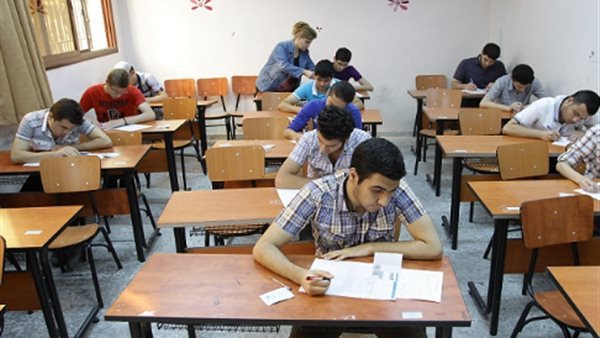 بعد إسدال الستار على نظام "الأوبن بوك" في الثانوية العامة، هل تصبح "كتب المفاهيم" وسيلة للغش المقنع؟