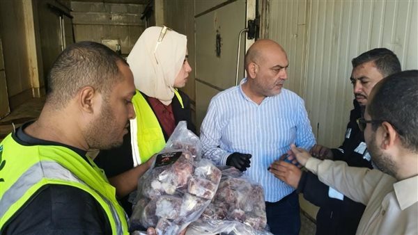 التحفظ على طني مقطعات لحوم منتهية الصلاحية في حملة بيطرية بالقليوبية