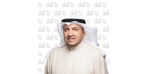 عبدالله السميط: «الأهلي» يناقش أحدث التوجهات الاقتصادية والاطلاع على الخدمات المصرفية