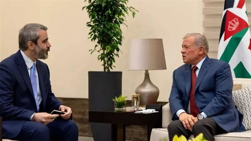 بيان أردني سوري مشترك عقب انتهاء لقاء الملك عبد الله وأسعد الشيباني