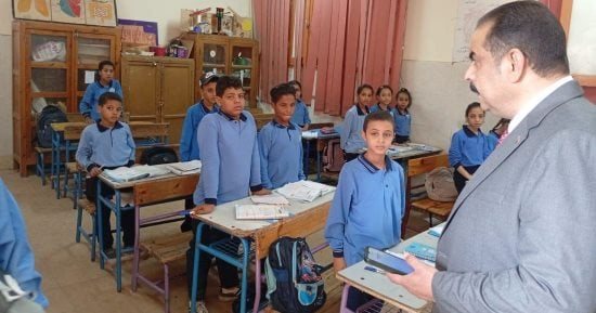 وكيل تعليم بالأقصر يتابع انتظام الدارسة داخل مدارس منطقة أبو الجود.. صور