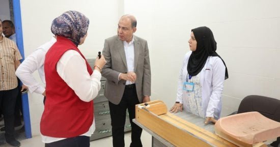محافظ المنيا يتابع انتظام الحملة القومية للتطعيم ضد الحصبة والحصبة الألمانية