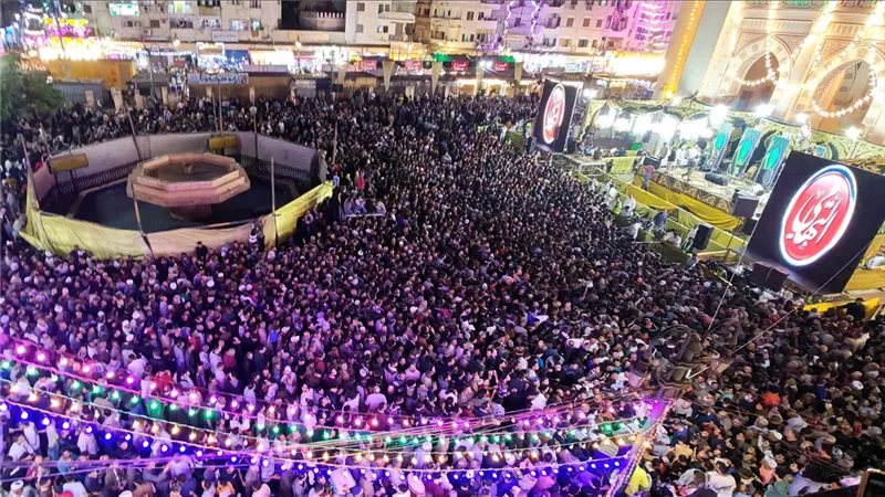 بحضور الآلاف، محمود التهامي يحيي حفل الليلة الختامية لمولد السيد البدوي بطنطا (فيديو)